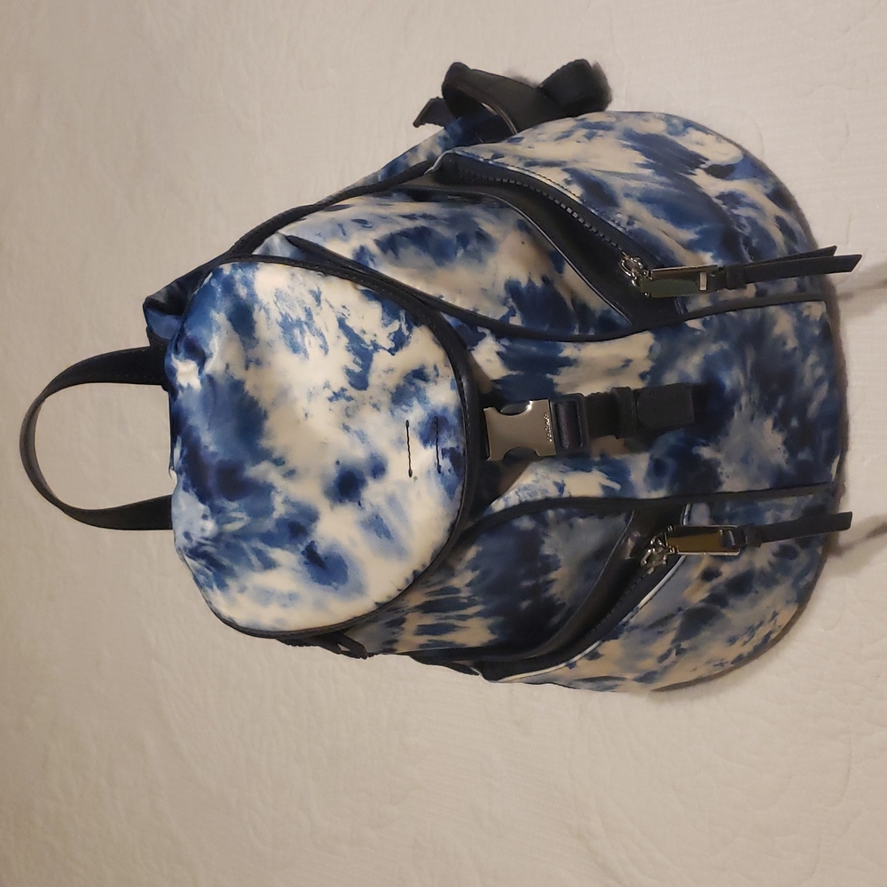 Calvin Klein Backpack 🎒 - Picture 3 of 13